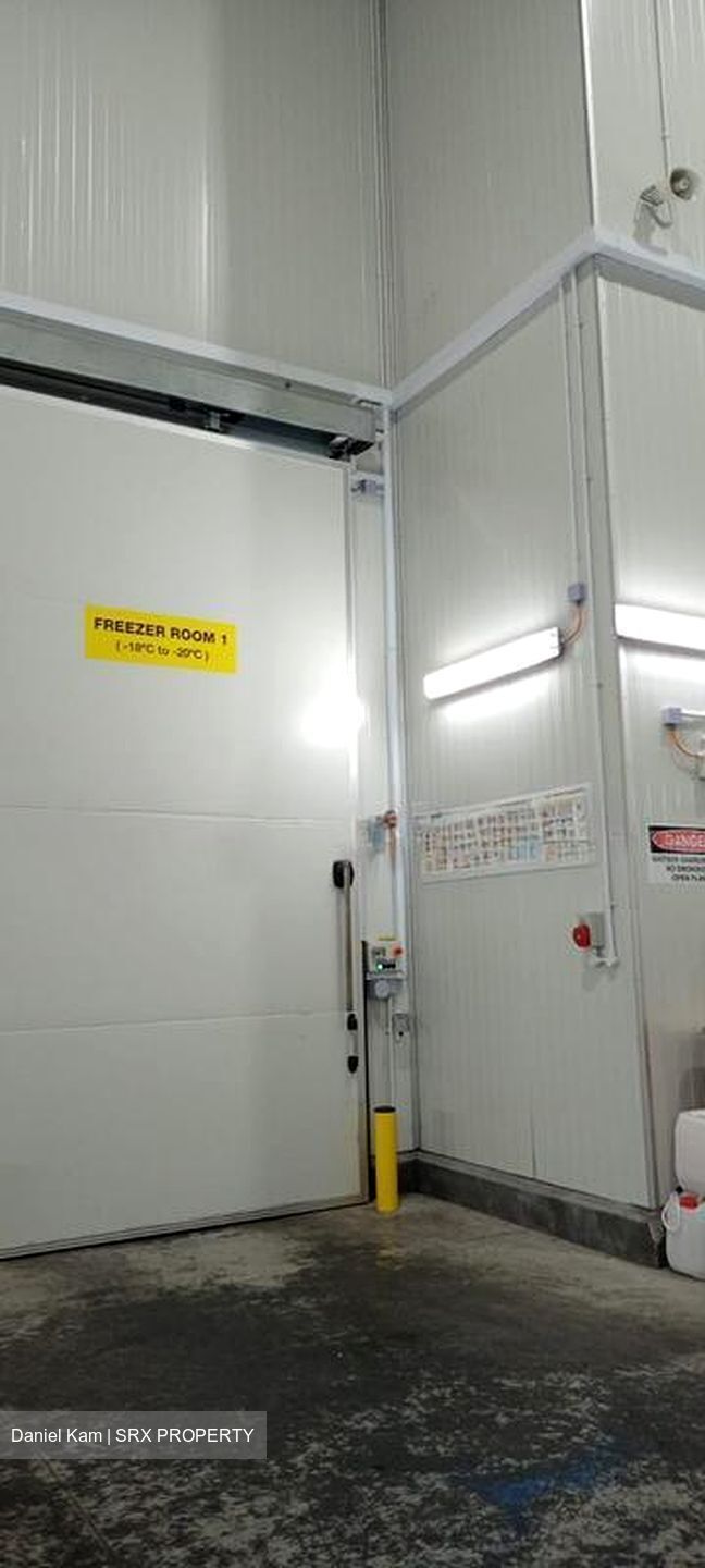 Tuas Avenue 1 (D22), Factory #497356711